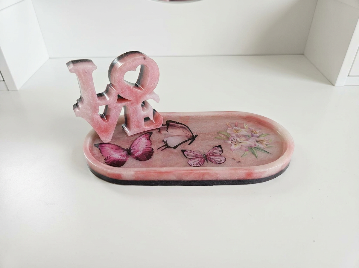 Blush Flutter LOVE Tray Set